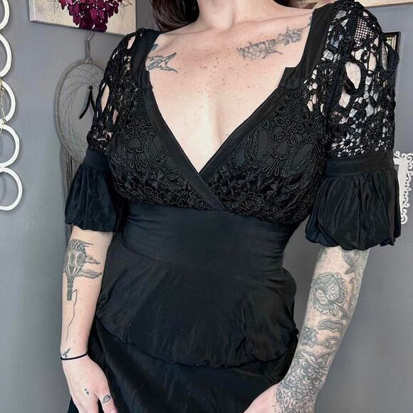 Whimsigoth Bebe LBD - Picture 3 of 8